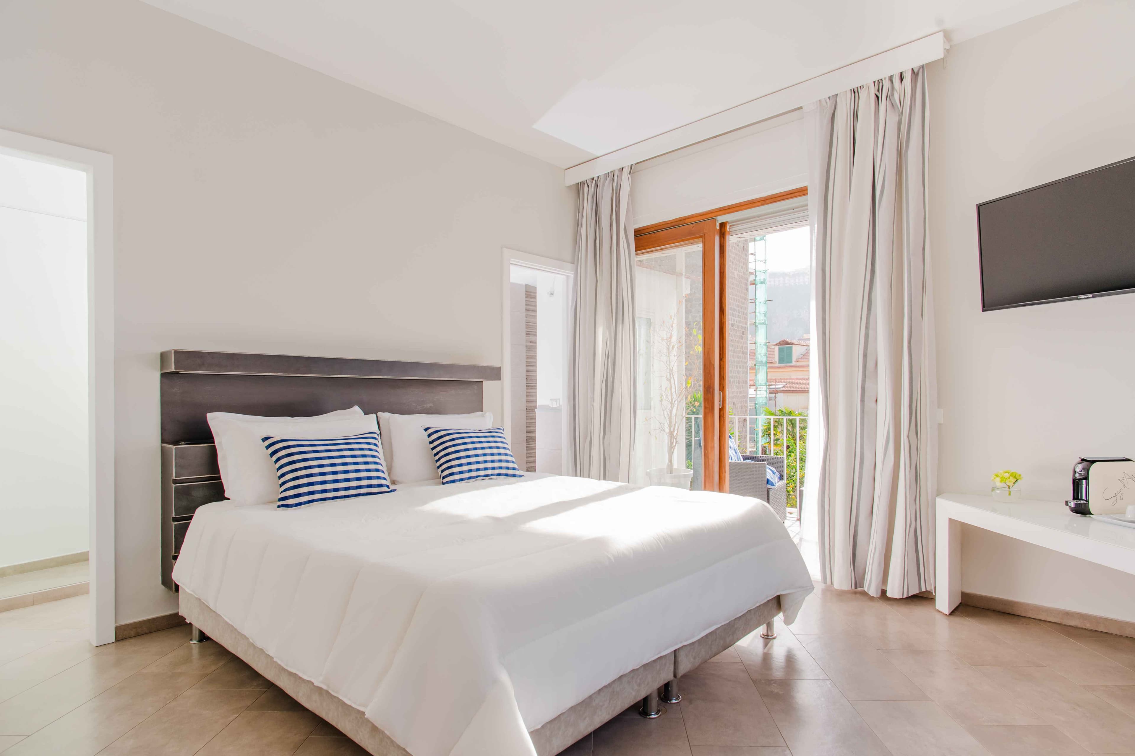 Room detail 3